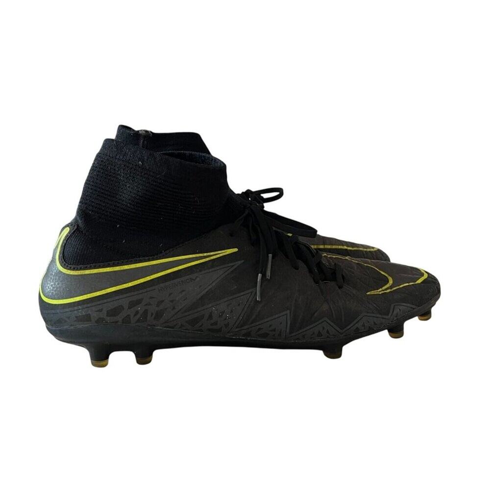 Nike Cleats Men's Size 13 Pull on Sock Style with Tie Laces Great condition Used